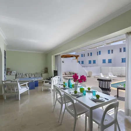 How To Rent Your Own Close To Fig Tree Bay, 1423 *