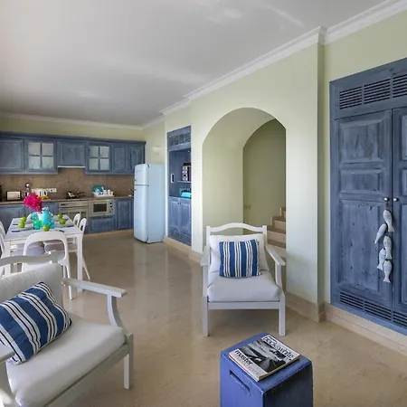 How To Rent Your Own Close To Fig Tree Bay, 1423 프로타라스