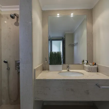 How To Rent Your Own Close To Fig Tree Bay, 1423 Βίλα Πρωταράς